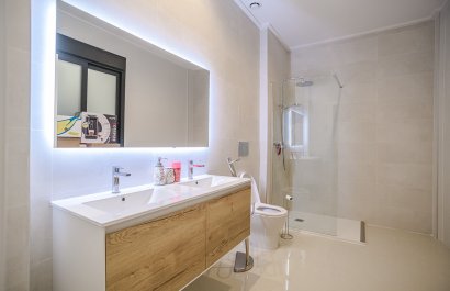 Resale - Apartment / flat - Torrevieia - Torrevieja