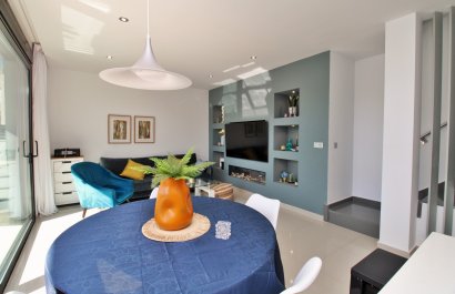 Resale - Villa - Villamartín