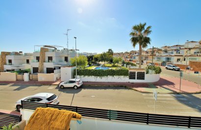 Resale - Villa - Villamartín