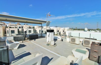 Resale - Villa - Villamartín