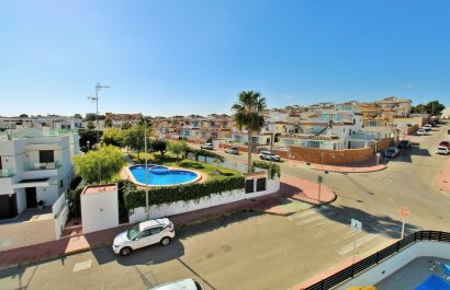 Resale - Villa - Villamartín