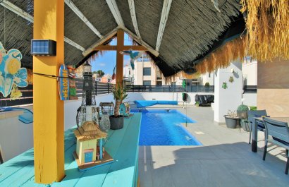 Resale - Villa - Villamartín