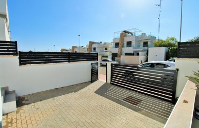Resale - Villa - Villamartín