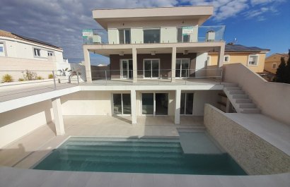 Resale - Villa - Gran Alacant