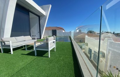 Resale - Villa - Los Balcones - Los Altos