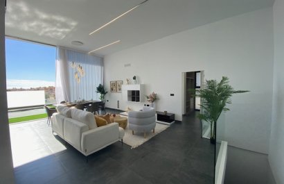 Resale - Villa - Los Balcones - Los Altos