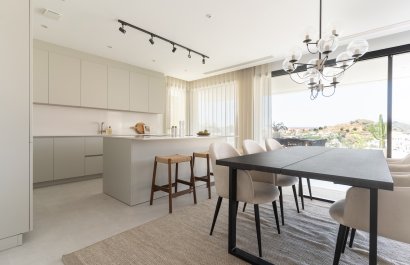 Resale - Villa - Marbella - Nueva Andalucía