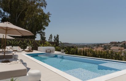 Resale - Villa - Marbella - Nueva Andalucía