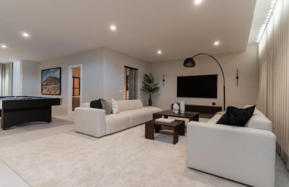 Resale - Villa - Marbella - Nueva Andalucía