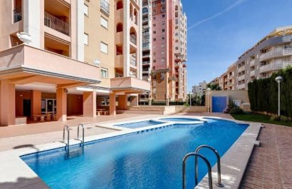 Resale - Apartment / flat - Torrevieia - Playa Los Locos