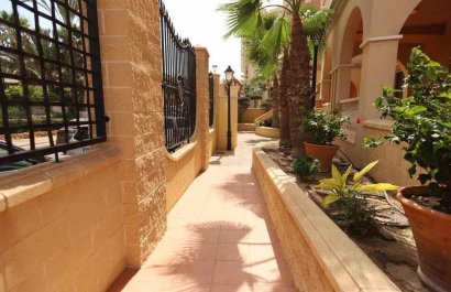 Resale - Apartment / flat - Torrevieia - Playa Los Locos