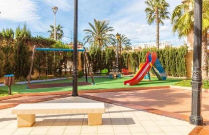 Resale - Apartment / flat - Torrevieia - Playa Los Locos