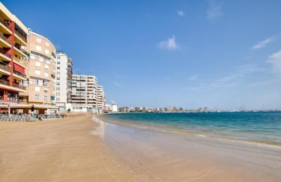 Resale - Apartment / flat - Torrevieia - Playa Los Locos