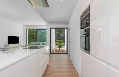 Resale - Villa - Orihuela Costa - Las Colinas golf