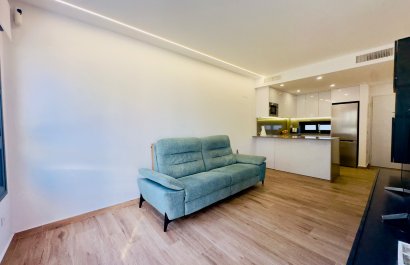 Resale - Apartment / flat - Orihuela Costa - Villamartín