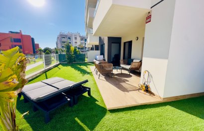 Resale - Apartment / flat - Orihuela Costa - Villamartín
