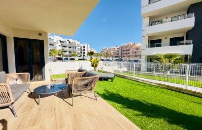 Resale - Apartment / flat - Orihuela Costa - Villamartín