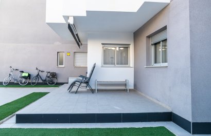 Resale - Apartment / flat - Orihuela Costa - Villamartín