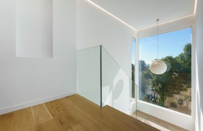 Resale - Villa - Marbella - Nueva Andalucía