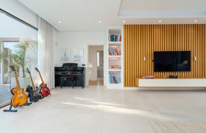 Resale - Villa - Marbella - Nueva Andalucía