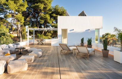Resale - Villa - Marbella - Nueva Andalucía
