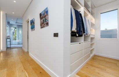 Resale - Villa - Marbella - Nueva Andalucía