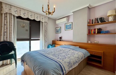 Resale - Apartment / flat - Torrevieia - Center