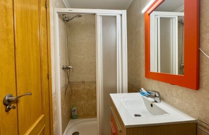 Resale - Apartment / flat - Torrevieia - Center