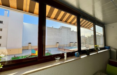 Resale - Apartment / flat - Torrevieia - Center