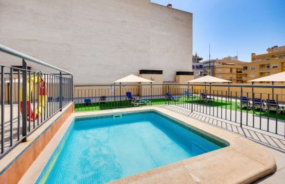 Resale - Apartment / flat - Torrevieia - Center