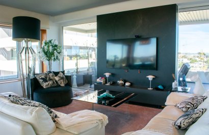 Resale - Apartment / flat - Orihuela Costa - Las Colinas golf