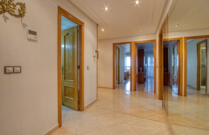 Resale - Apartment / flat - Torrevieia - Playa del Cura