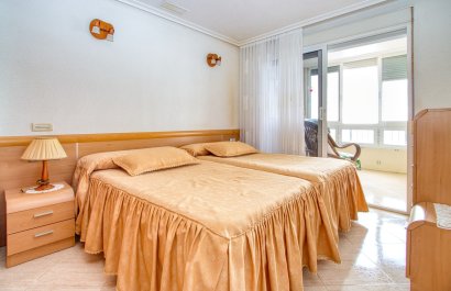 Resale - Apartment / flat - Torrevieia - Playa del Cura