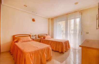Resale - Apartment / flat - Torrevieia - Playa del Cura