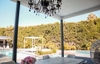 Resale - Villa - Marbella - Nueva Andalucía