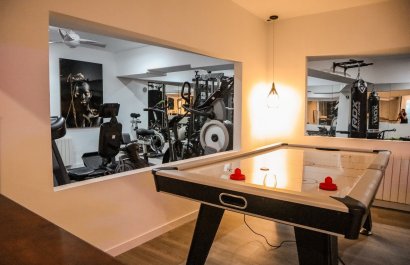 Resale - Villa - Marbella - Nueva Andalucía