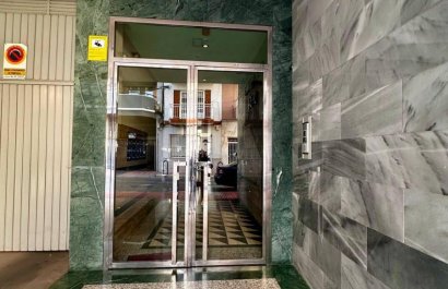 Resale - Apartment / flat - Torrevieia - Torrevieja