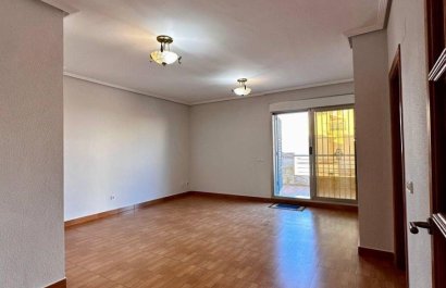 Resale - Apartment / flat - Torrevieia - Torrevieja