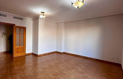 Resale - Apartment / flat - Torrevieia - Torrevieja