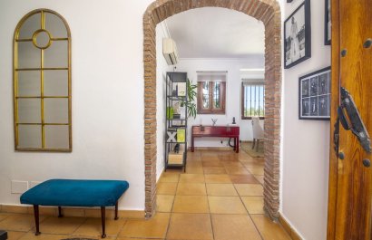 Resale - Villa - Benahavís - La Quinta