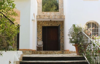 Resale - Villa - Orihuela Costa - Dehesa de campoamor