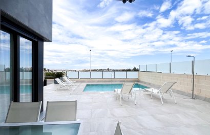 Resale - Villa - Torrevieia - Los Altos