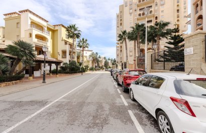 Resale - Apartment / flat - Torrevieia - Playa Los Locos
