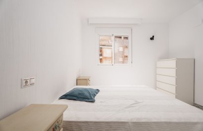 Resale - Apartment / flat - Torrevieia - Playa Los Locos