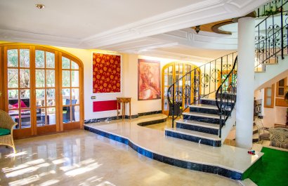 Resale - Villa - Crevillente