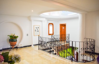 Resale - Villa - Crevillente