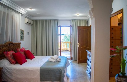 Resale - Villa - Crevillente