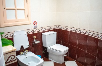 Resale - Villa - Crevillente