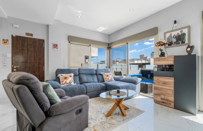 Resale - Villa - Orihuela Costa - Villamartín