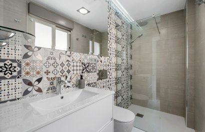 Resale - Villa - Orihuela Costa - Villamartín